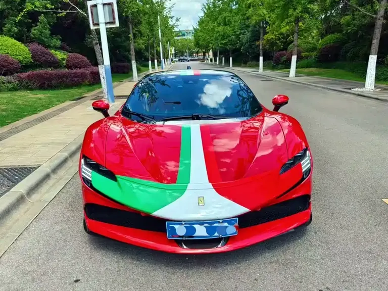Ferrari SF90 3.9 T V8 Stradale