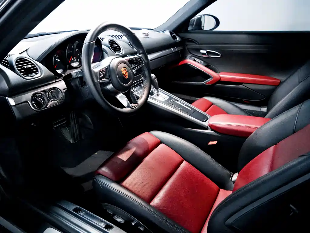 Porsche 718 Cayman 2.0 T