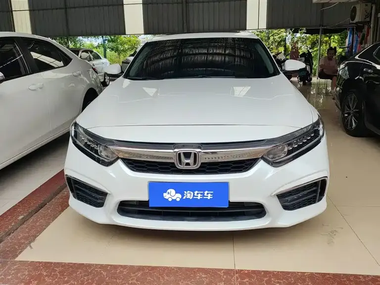 Honda Inspire 260 TURBO Refined CN-V