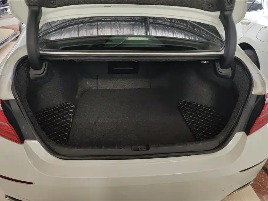 Inspire 260 TURBO Refined CN-V