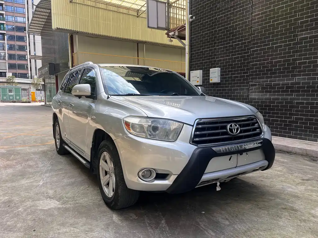 Highlander 2.7 L 2 WD 5-seat Elite