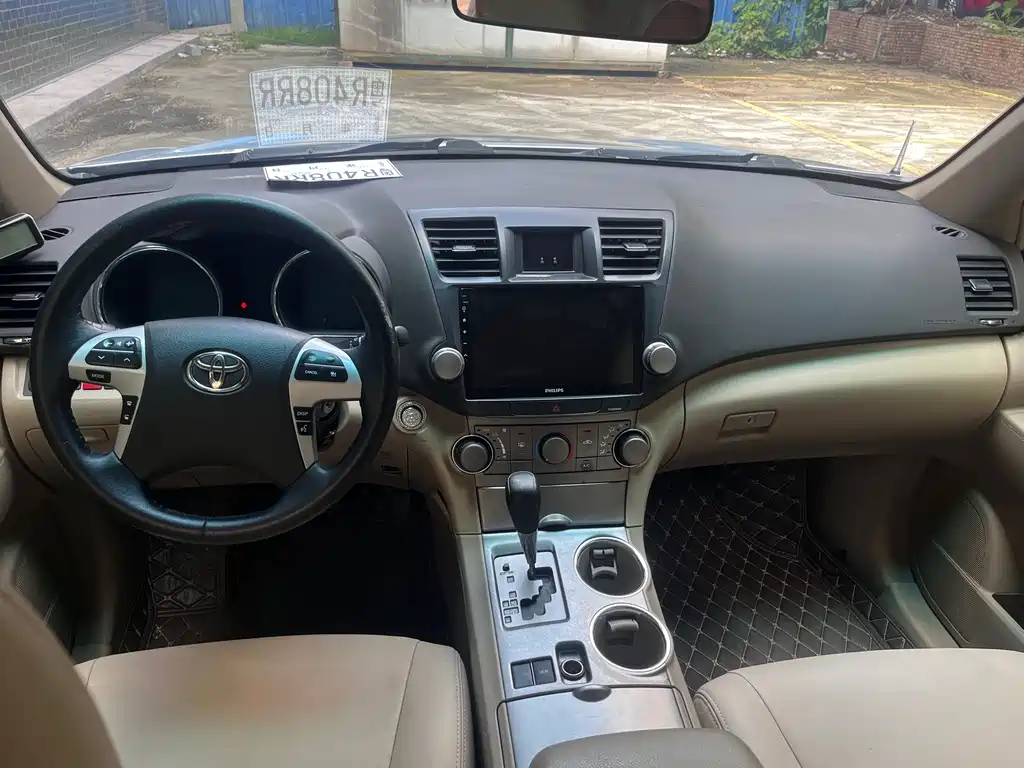 Highlander 2.7 L 2 WD 5-seat Elite