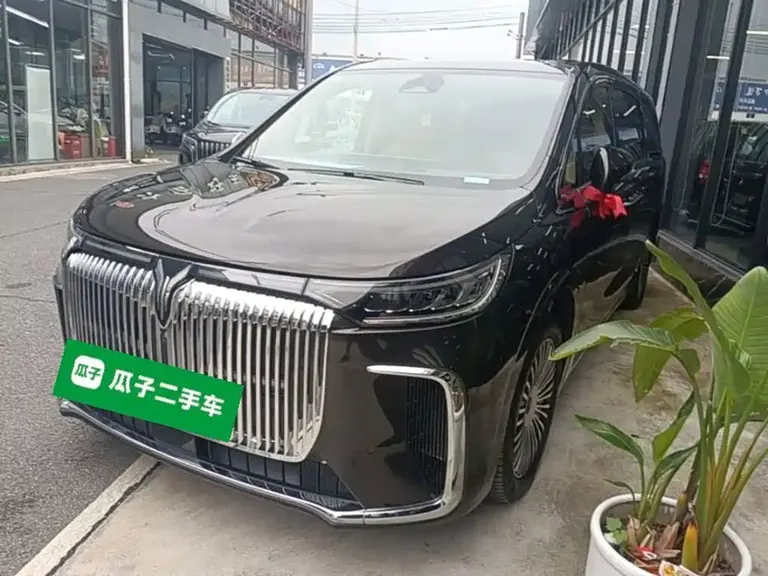Voyah Dreamer PHEV 4 WD Flagship Kunpeng