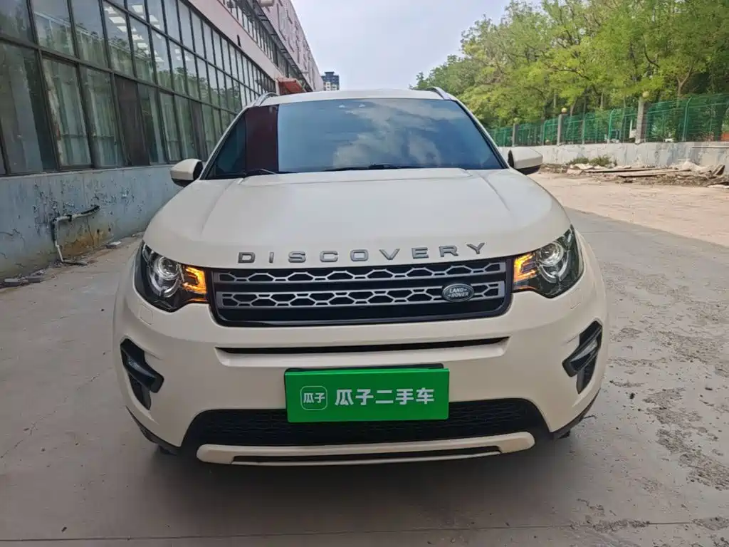 Discovery Sport 2.0 T SE