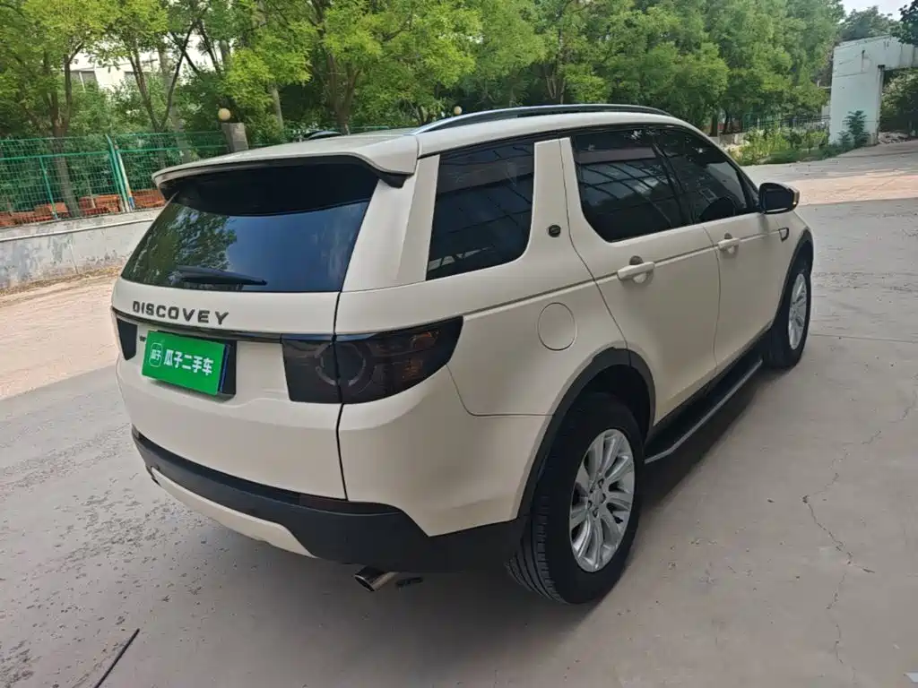 Discovery Sport 2.0 T SE