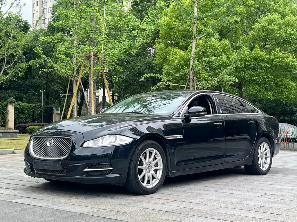 Jaguar XJ 捷豹XJ 2012款 XJL 3.0 伦敦限量版
