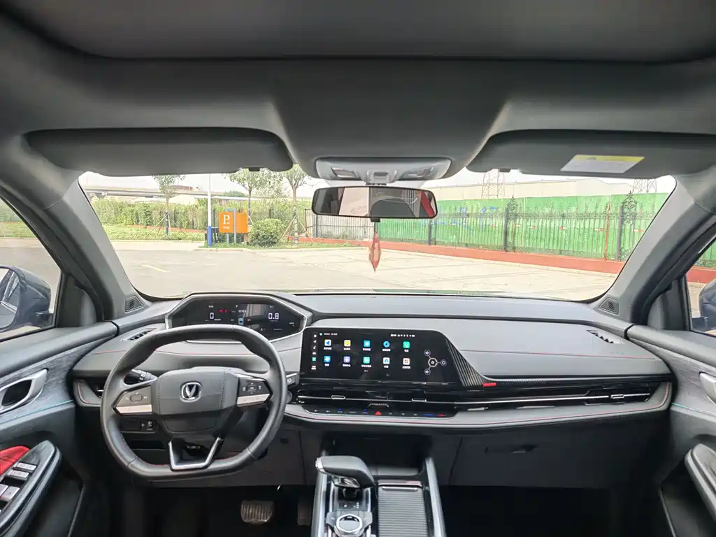 Changan CS55 PLUS 3 rd Gen 1.5 T DCT Outstanding