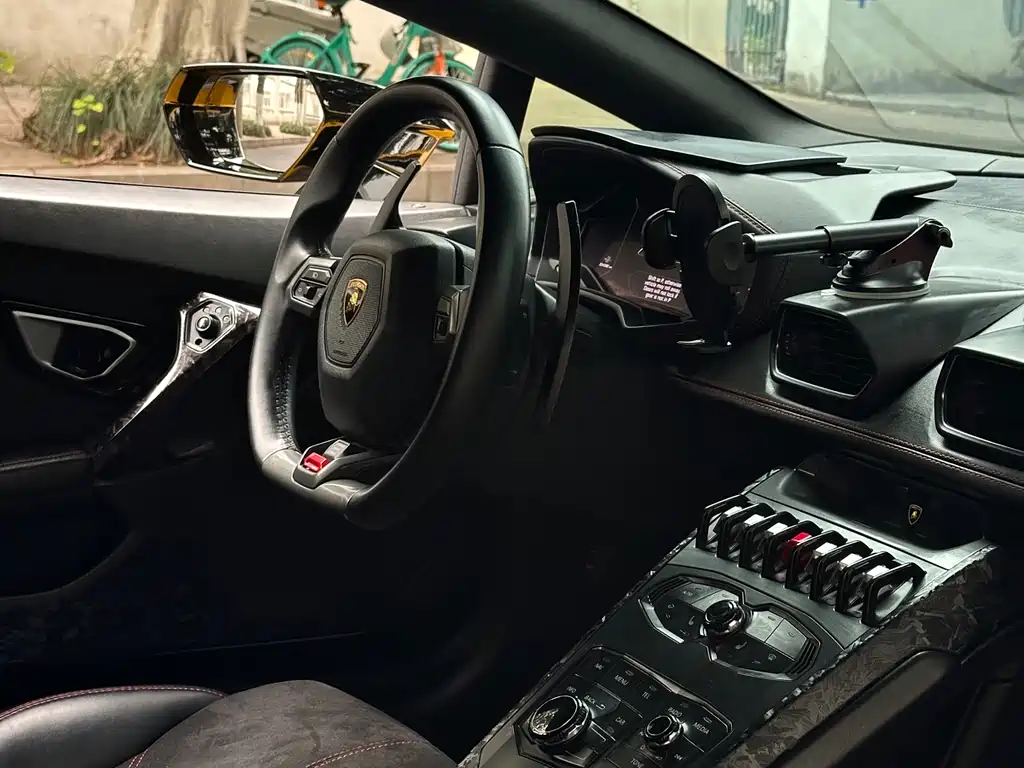 Huracán LP 600-4 Limited