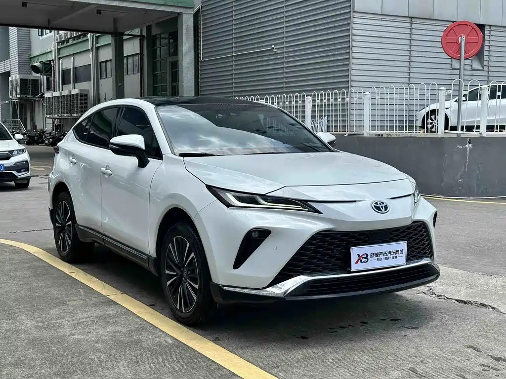 Venza 2.0 L CVT 2 WD Distinguished