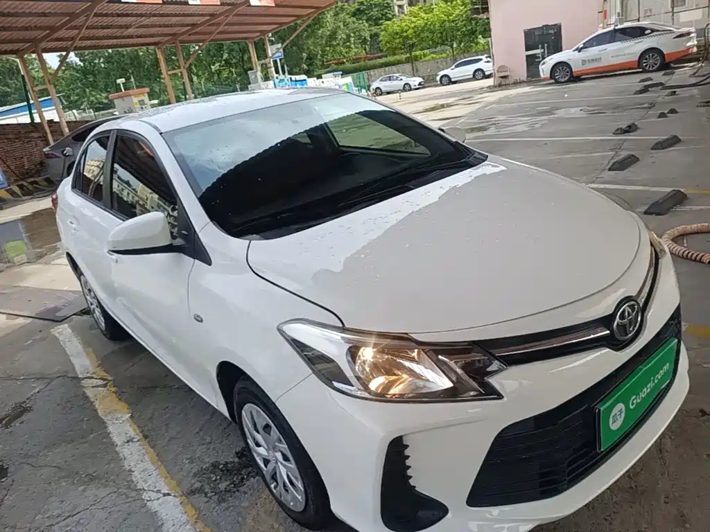 Vios 1.5 L CVT Creation