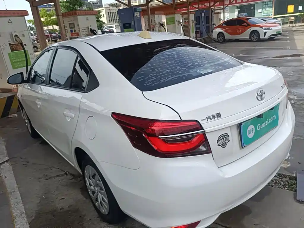 Vios 1.5 L CVT Creation