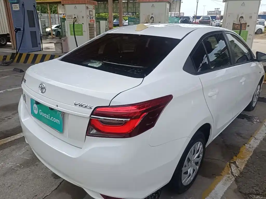 Vios 1.5 L CVT Creation