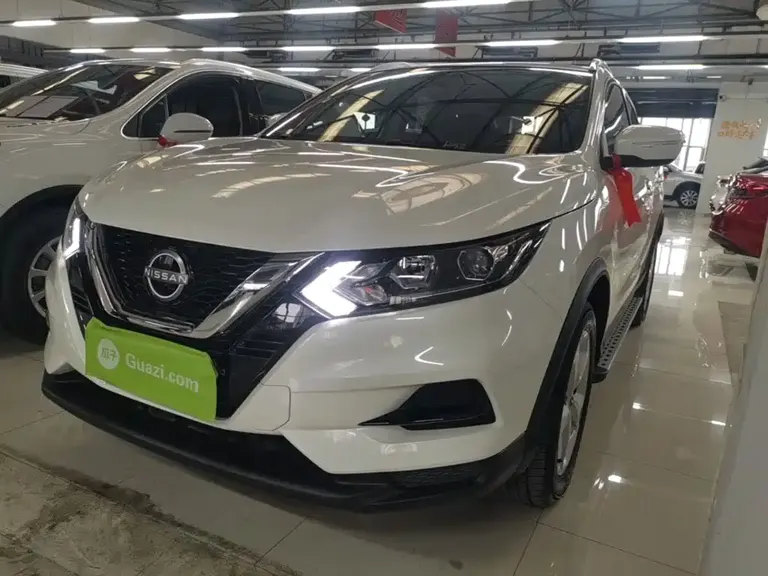 Nissan Qashqai Classic 2.0 L CVT XV Comfort