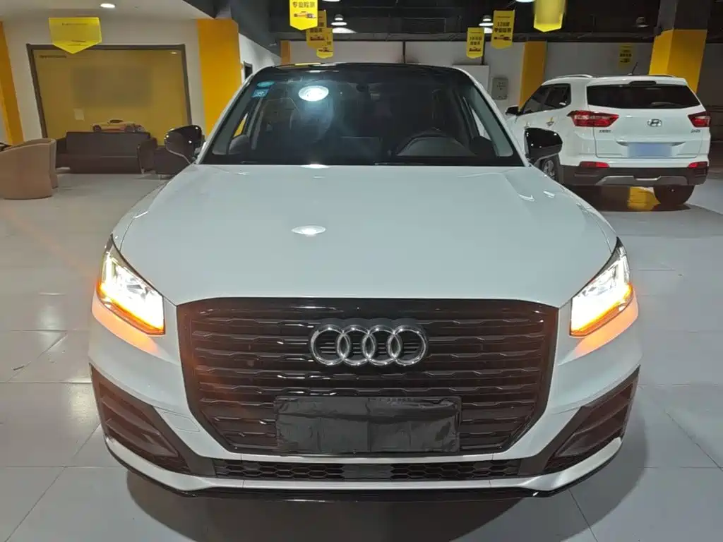 Audi Q2 L 35 TFSI Progressive Dynamic
