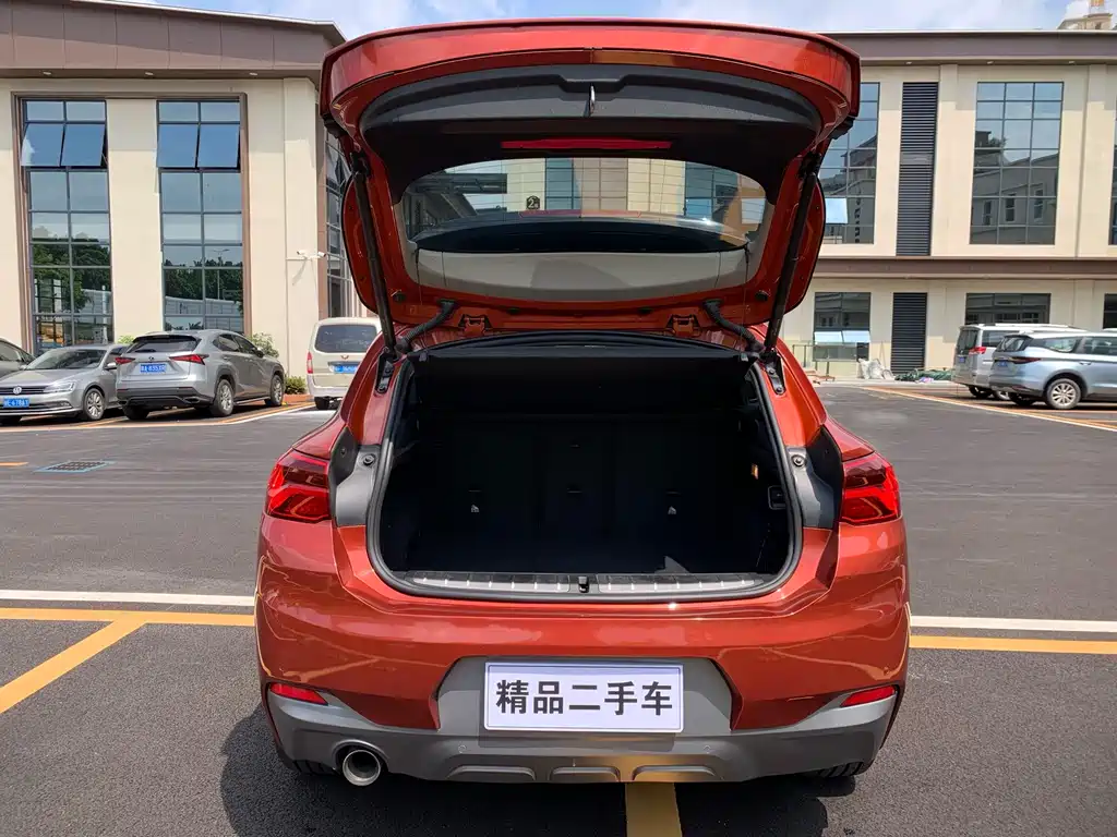 BMW X2 (Import) sDrive20 i M Offroad Package CN-VI