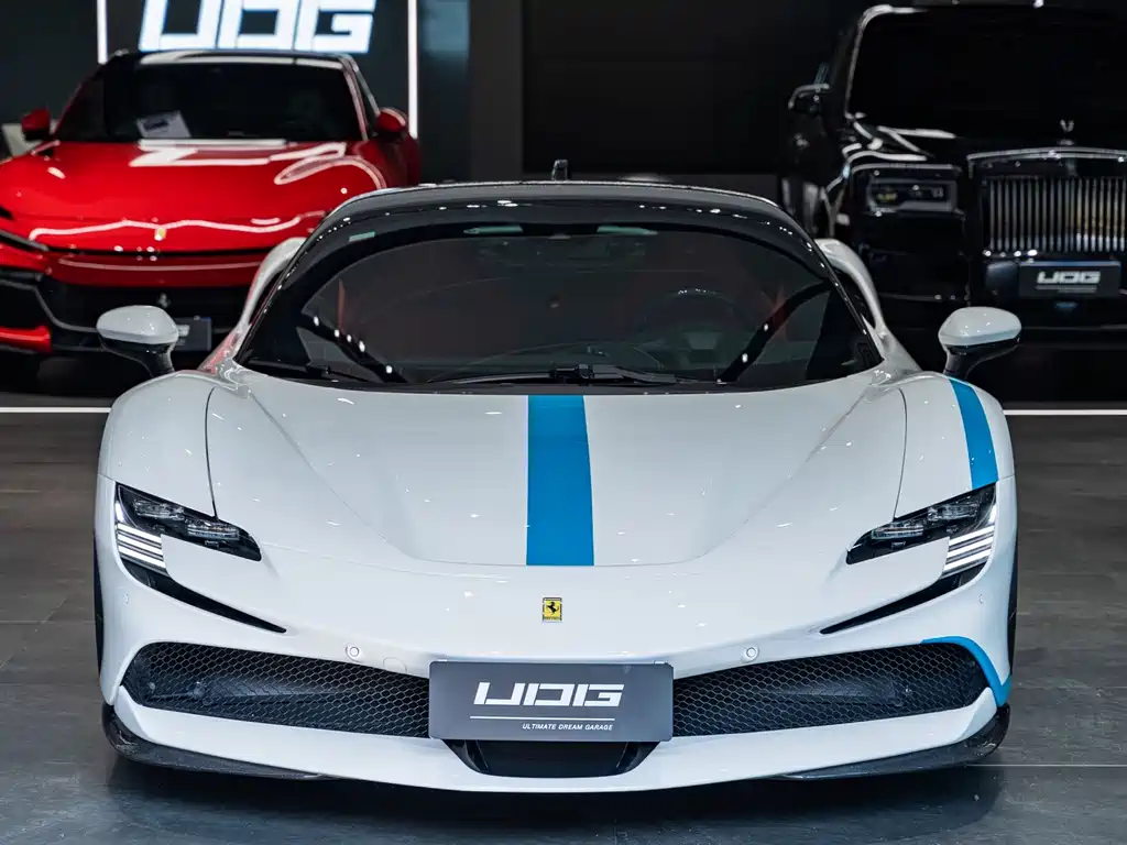 SF90 3.9 T V8 Stradale