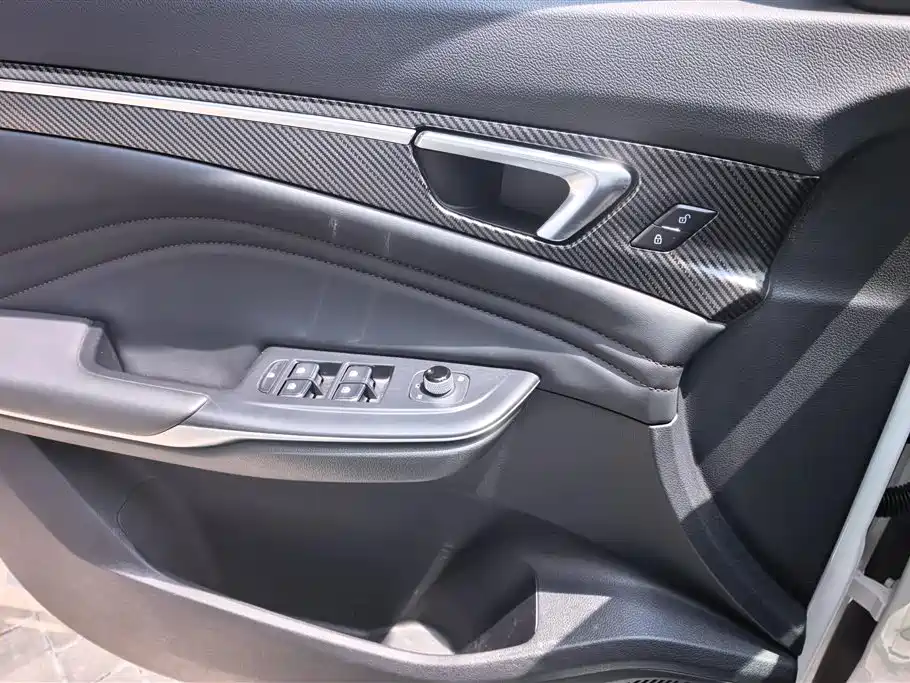 Besturn T55 1.5 T Auto Leap