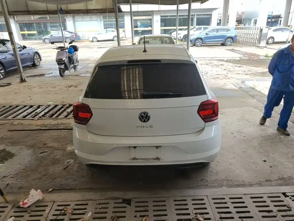 Polo Plus 1.5 L Auto Joyful Living