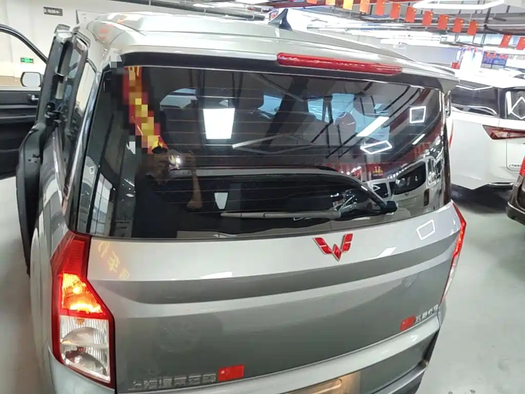Wuling Journey 1.5 T Manual Luxury