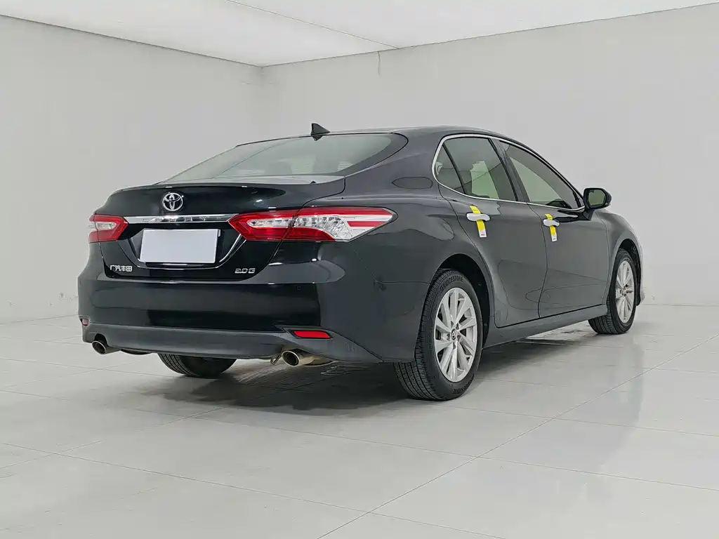 Camry 2.0 G Luxury