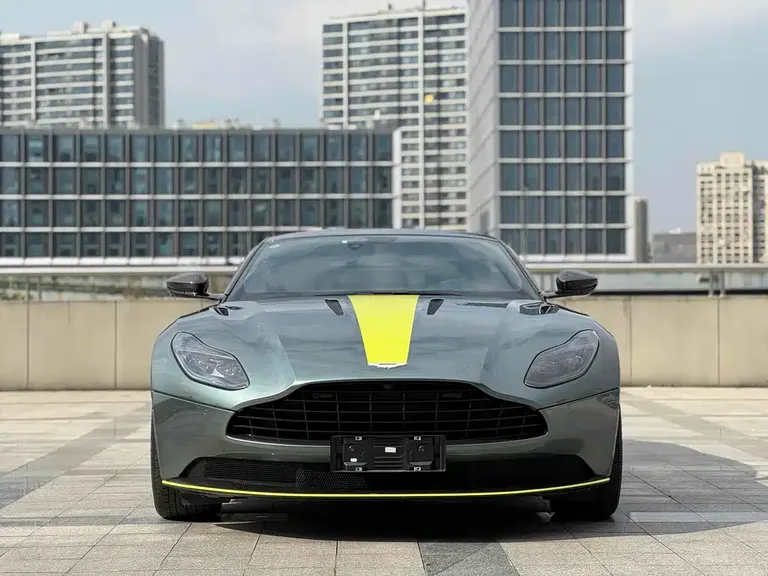 Aston Martin DB11 AMR Glory Limited
