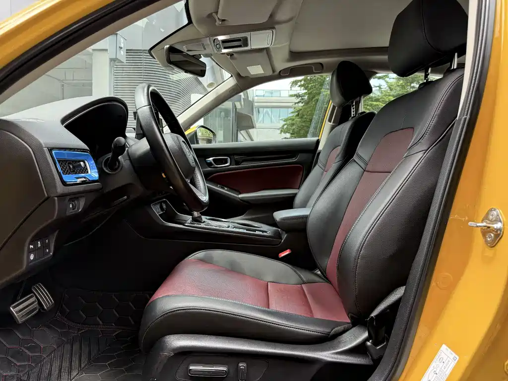 Integra 240 TURBO CVT Premium