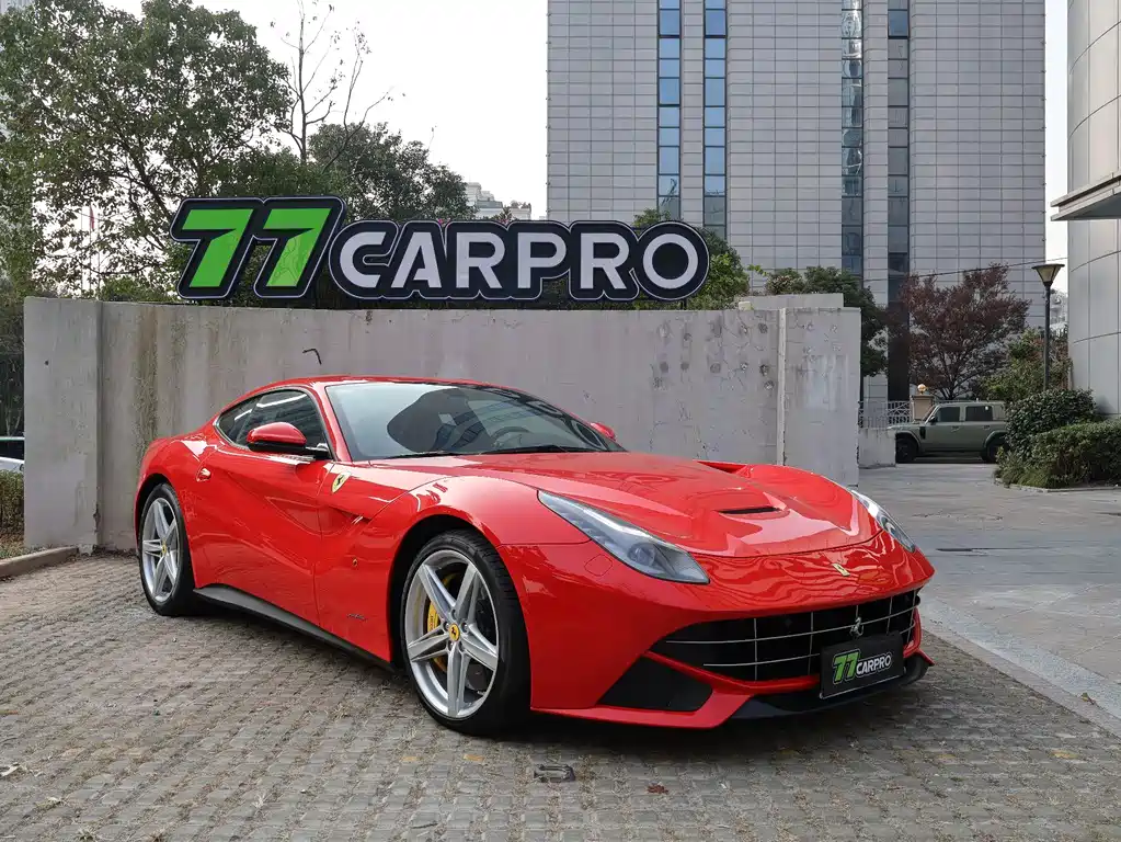 F12 berlinetta 6.3 L Standard