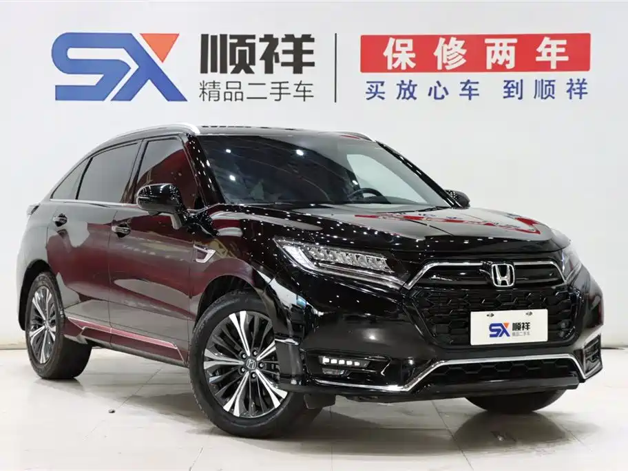 Honda UR-V 370 TURBO 2 WD Graceful