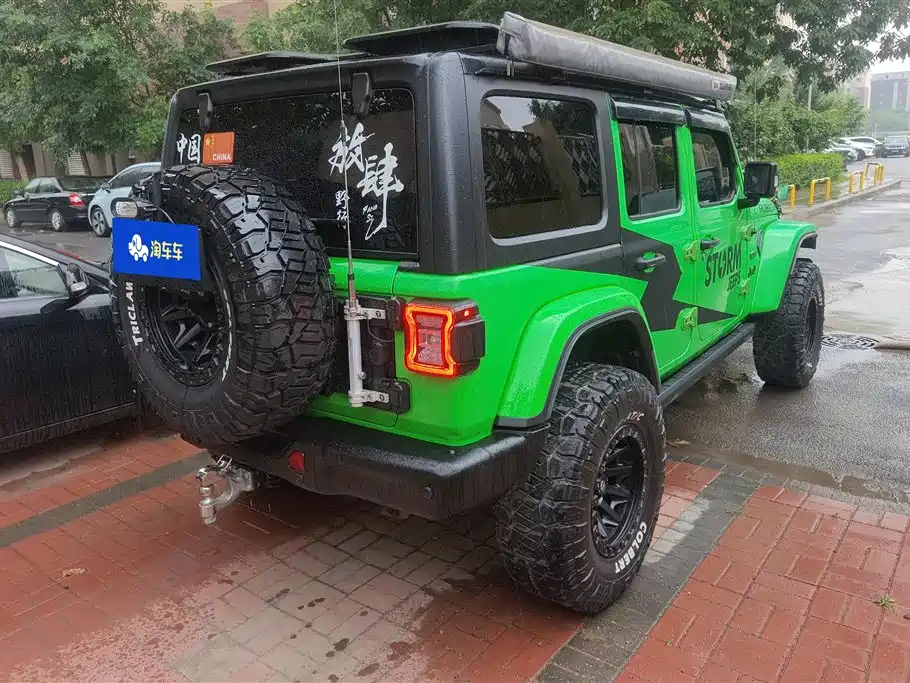Wrangler 2.0 T Sahara 4-door