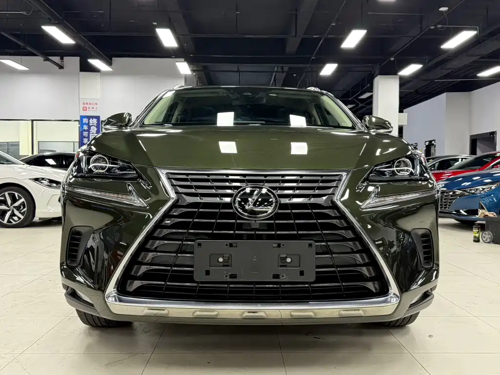 Lexus NX 200 AWD Sharp Style CN-VI