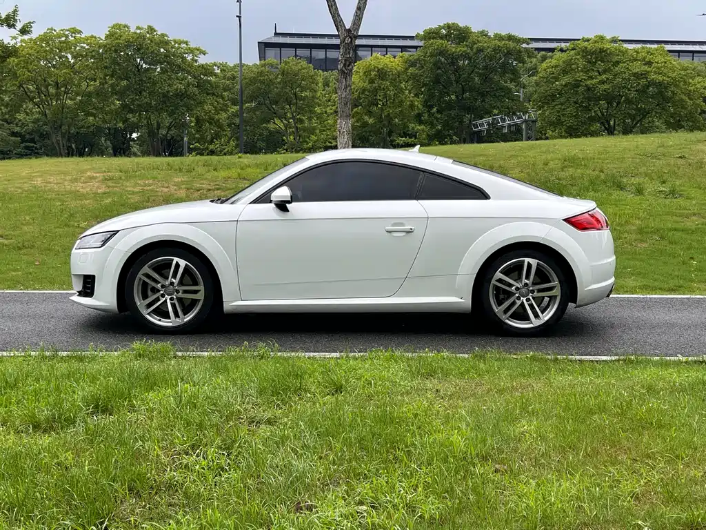 Audi TT TT Coupe 45 TFSI quattro