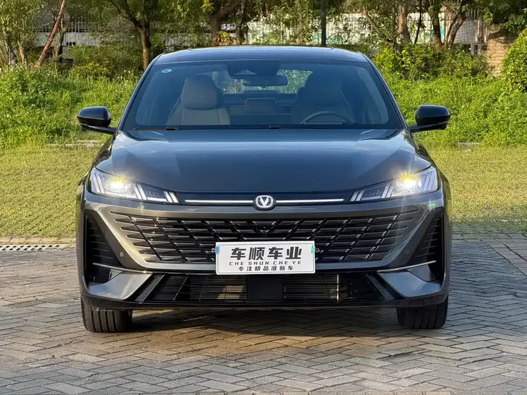 Changan Eado 逸动 2026款 第四代 1.5 T 500 Bar 智享型