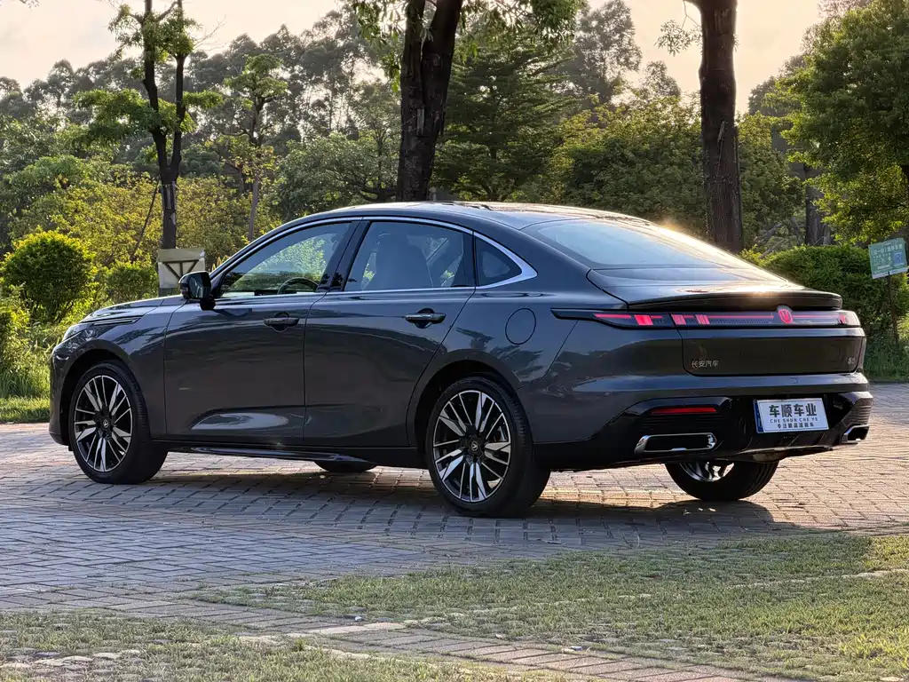Eado 逸动 2026款 第四代 1.5 T 500 Bar 智享型