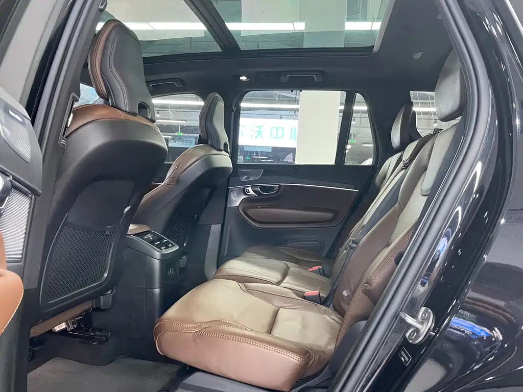 Volvo XC90 PHEV T8 RECHARGE Smart Supreme Luxury 7-seat