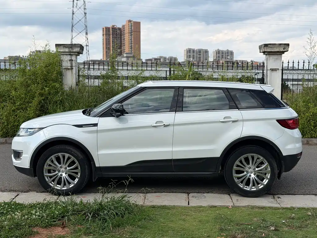 Landwind X7 2.0 T Panoramic Distinguished