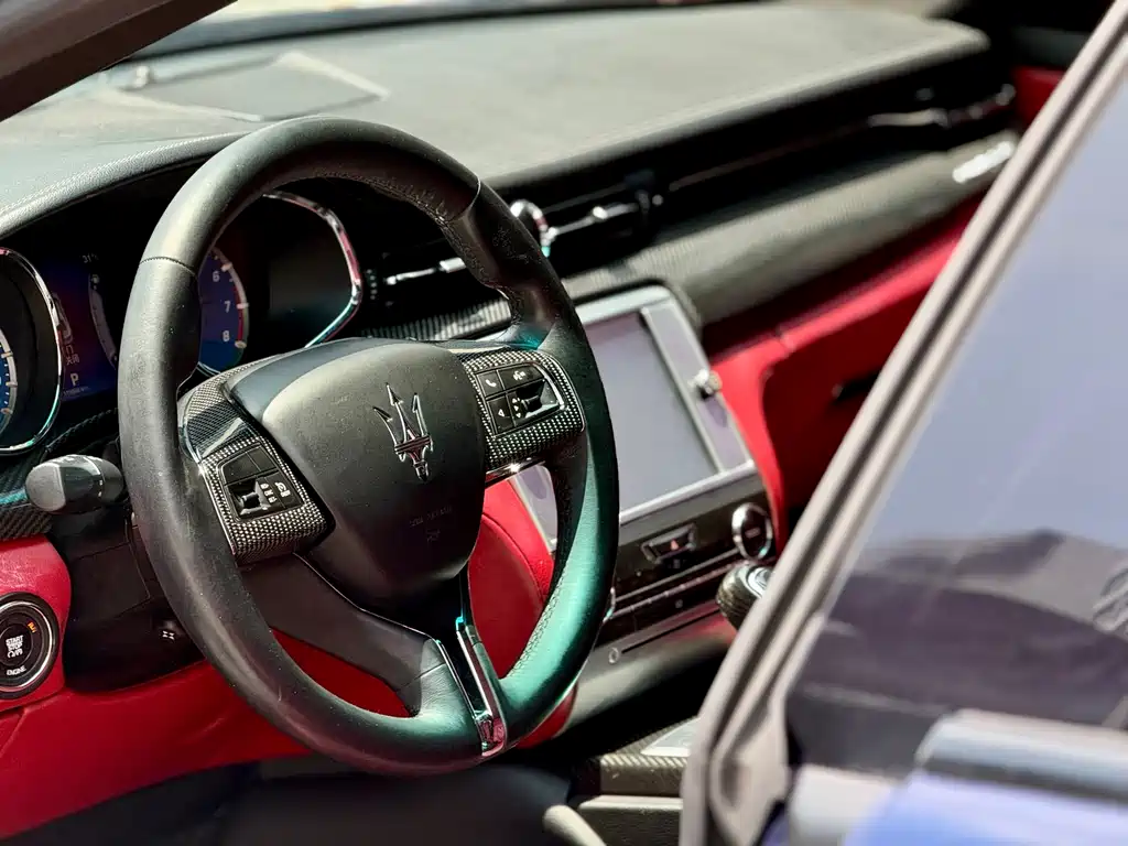 Quattroporte 3.0 T Standard