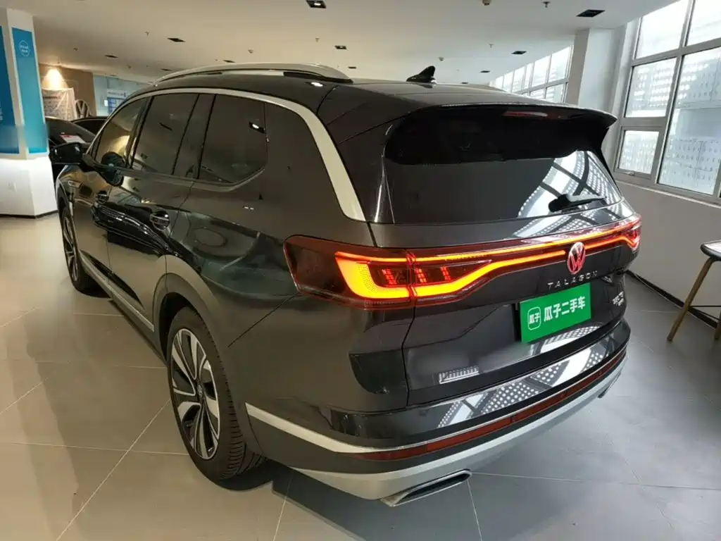 Talagon 380 TSI 4 WD Luxury Premium Realm Pro 6-seat