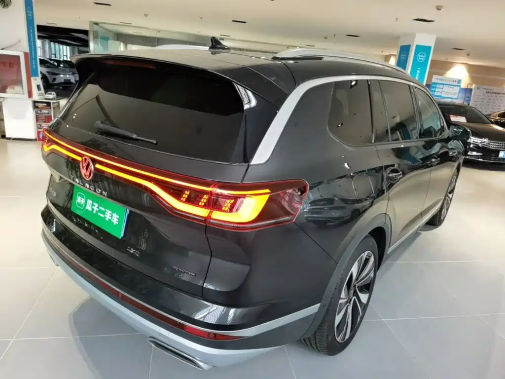 Talagon 380 TSI 4 WD Luxury Premium Realm Pro 6-seat