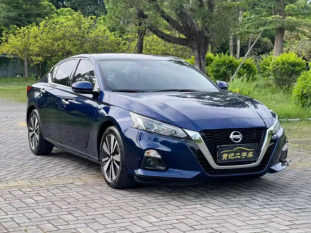 Teana 2.0 L XL Comfort