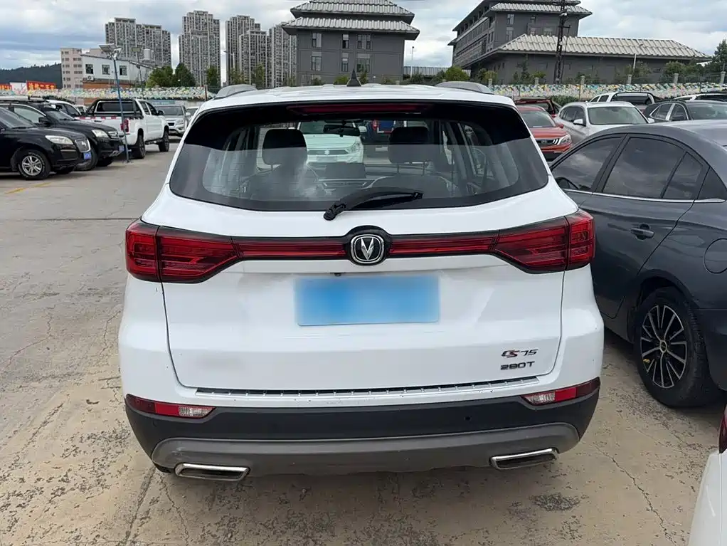 Changan CS75 280 T DCT Luxury CN-VI