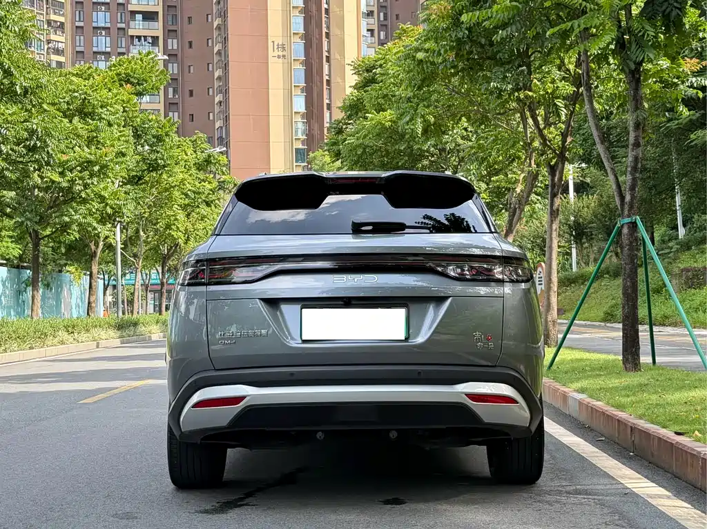 Song L DM-i 112 km Transcend