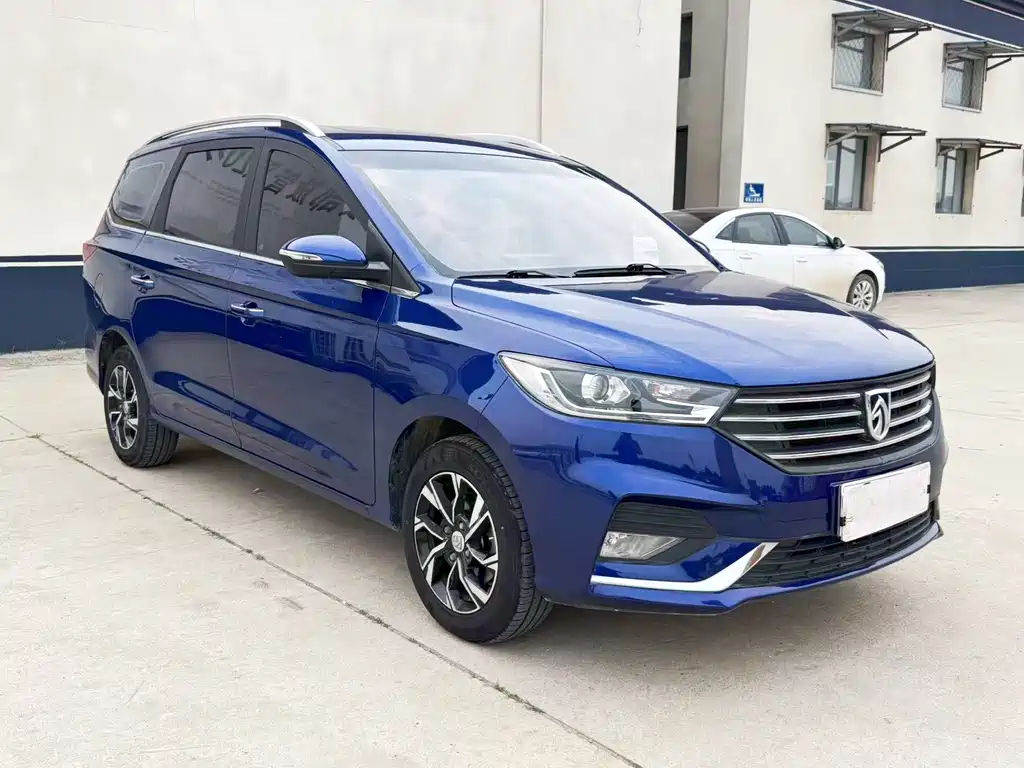 Baojun 360 1.5 L Manual Luxury CN-V
