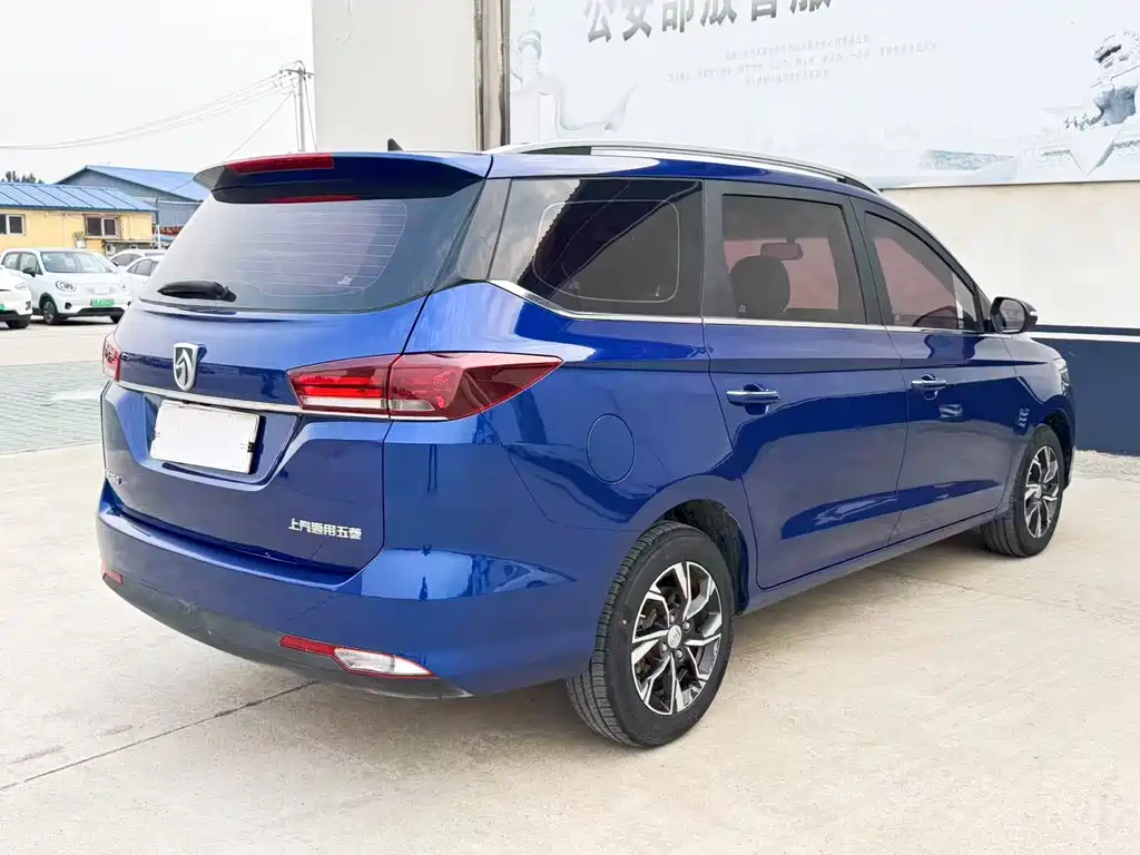 Baojun 360 1.5 L Manual Luxury CN-V