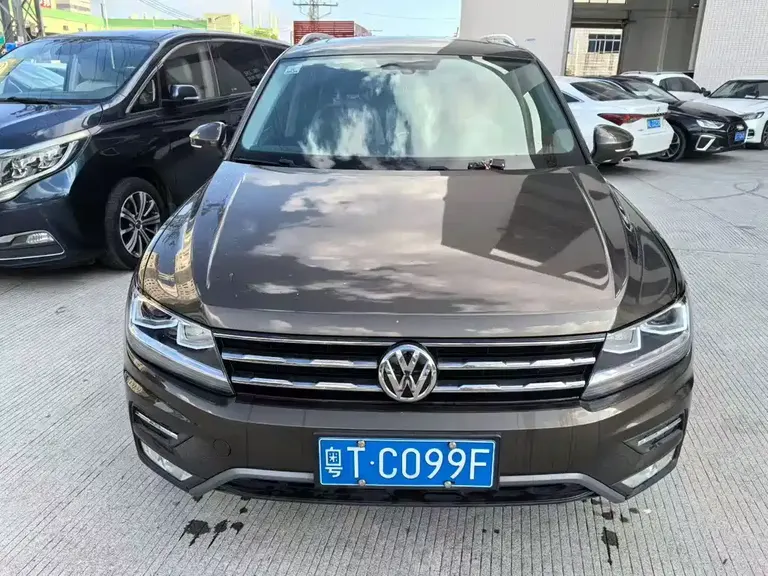 Volkswagen Tiguan L 330 TSI Auto 2 WD Luxury
