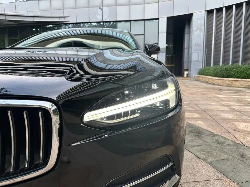 Volvo S90 T5 Smart Vision