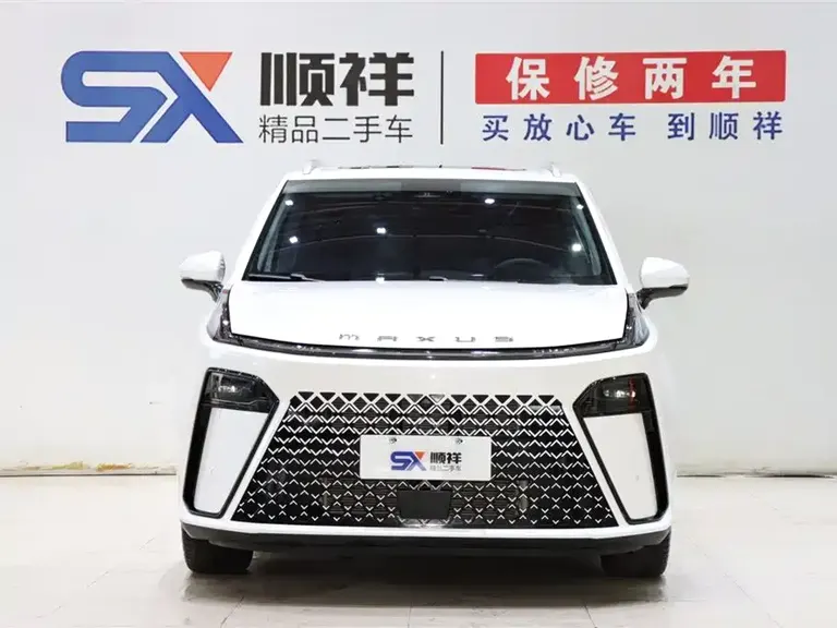 Maxus G70 大通G70 2024款 2.0 T 自动旗舰版 6座