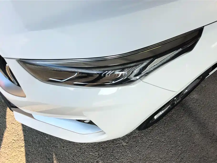 Kia K3 1.5 L CVT Smart Enjoyment Connected