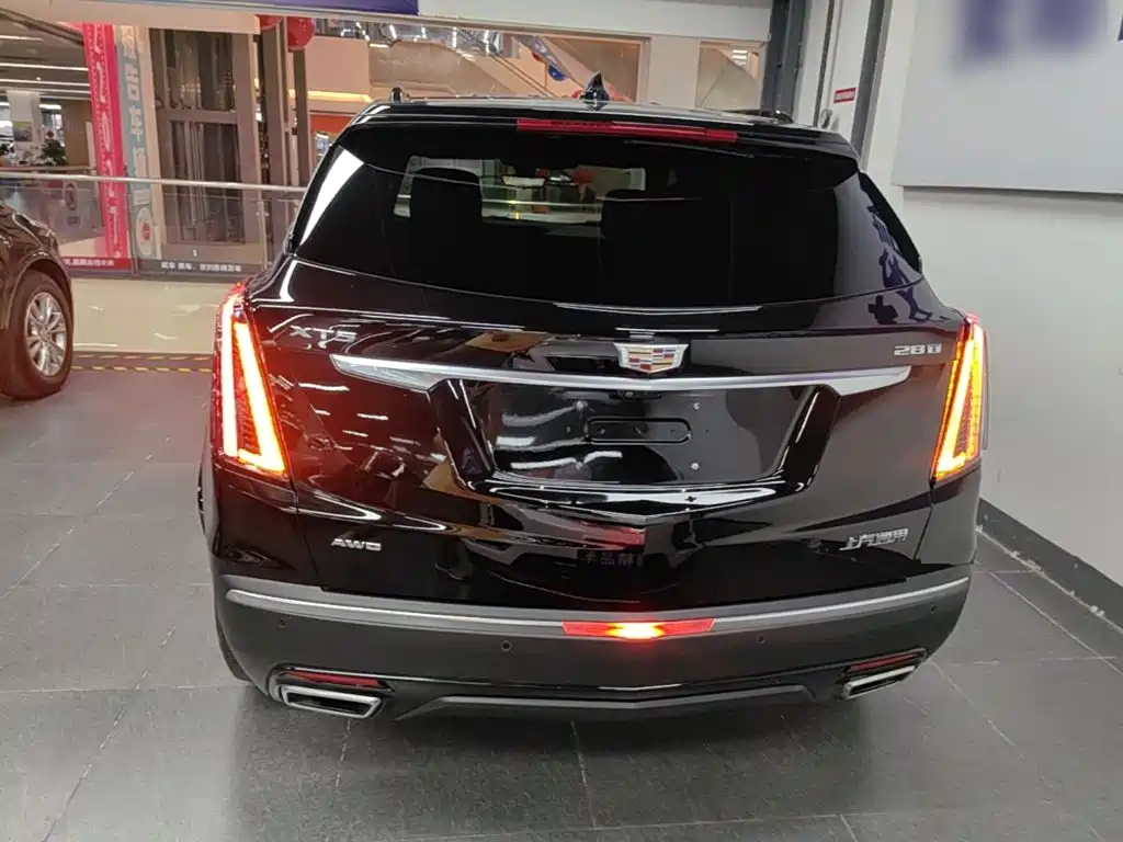 Cadillac XT5 2.0 T 4 WD Distinguished (Supreme Premium)