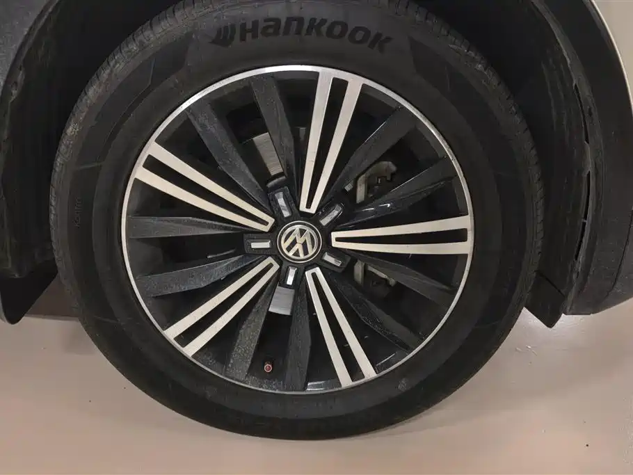 Tiguan L 330 TSI Auto 2 WD Panoramic Comfort CN-VI
