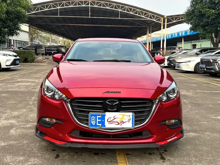 Mazda 3 Axela Sedan 1.5 L Auto Comfort CN-VI